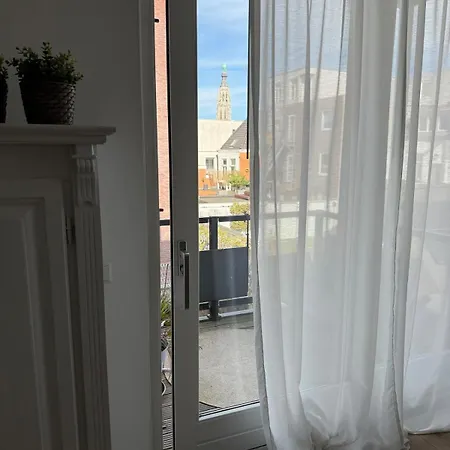 9c12 - Licht & Ruim Appartement, Hartje Centrum * Бреда