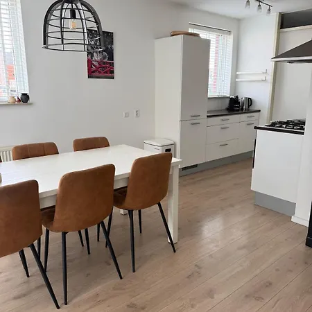 Апартаменты 9c12 - Licht & Ruim Appartement, Hartje Centrum Бреда